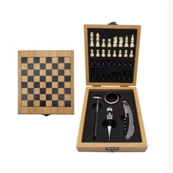 Set Vino Ajedrez + Accesorios Bambu